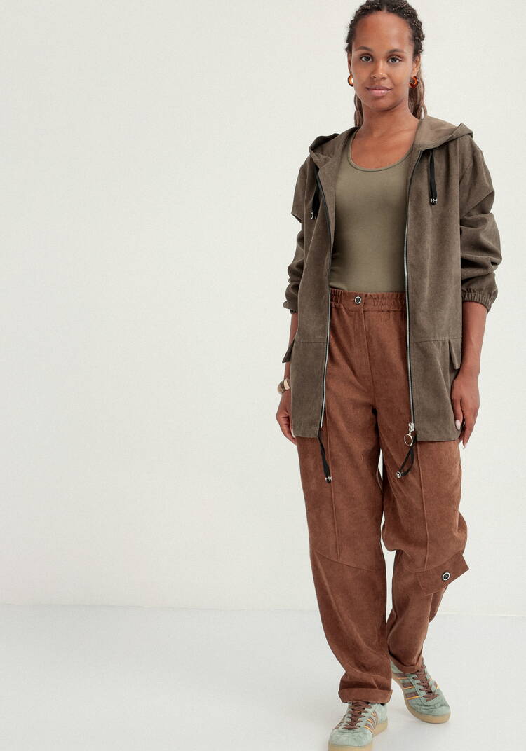 Брюки бананы вельветовые на резинке шир.  750, рис. 38