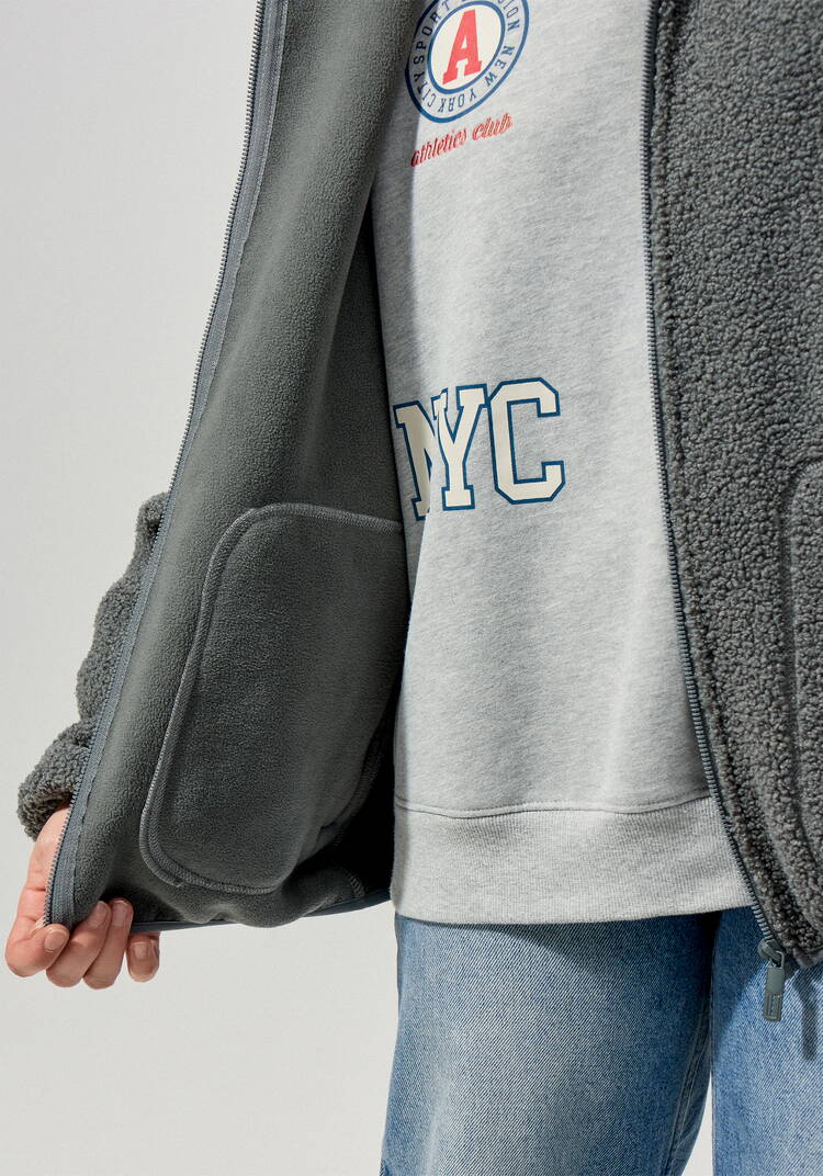 Куртка в стиле тедди с капюшоном шир.  750, рис. 8