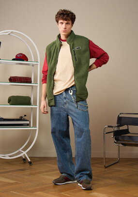 Жилет утеплённый с карманами на молнии