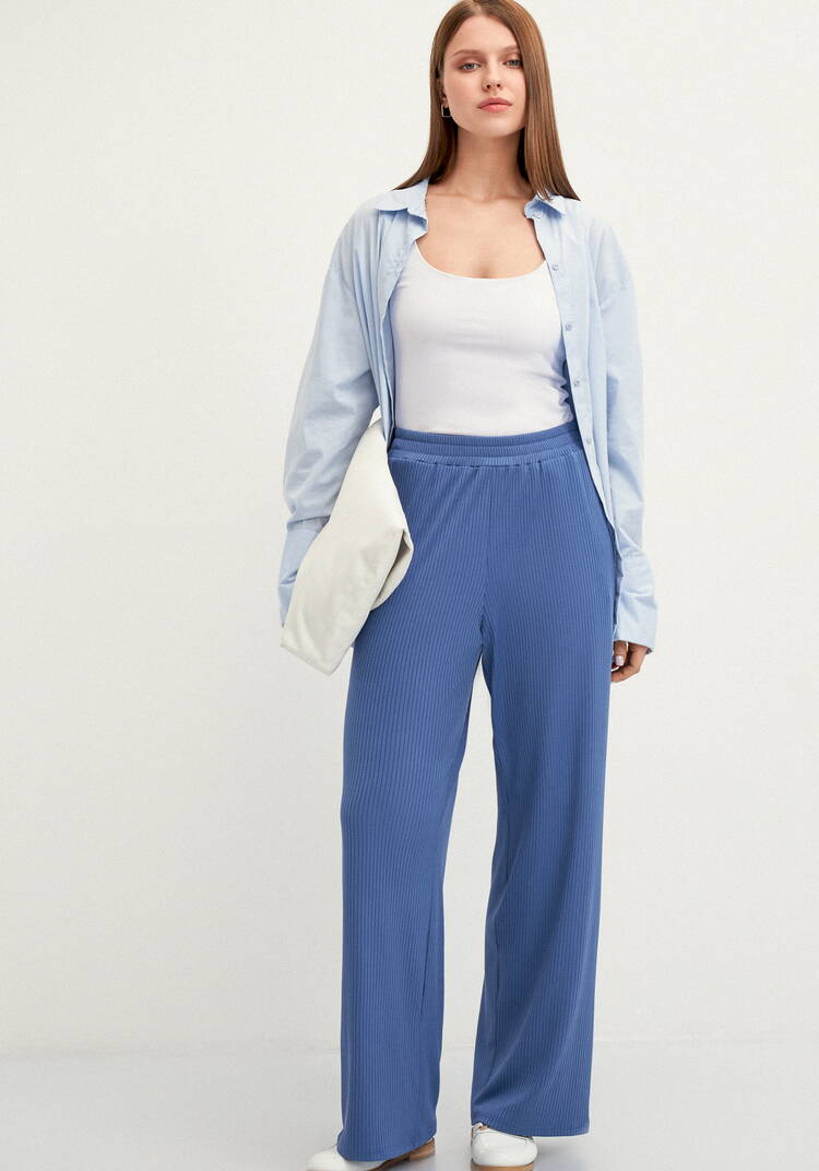 Брюки свободного кроя в рубчик шир.  750, рис. 23