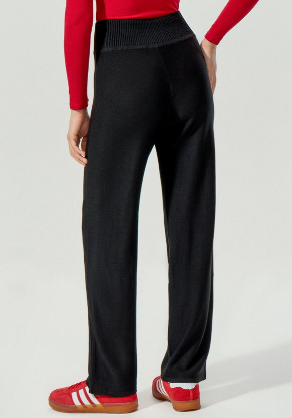 Брюки прямые вязаные со стрелкой шир.  580, рис. 11