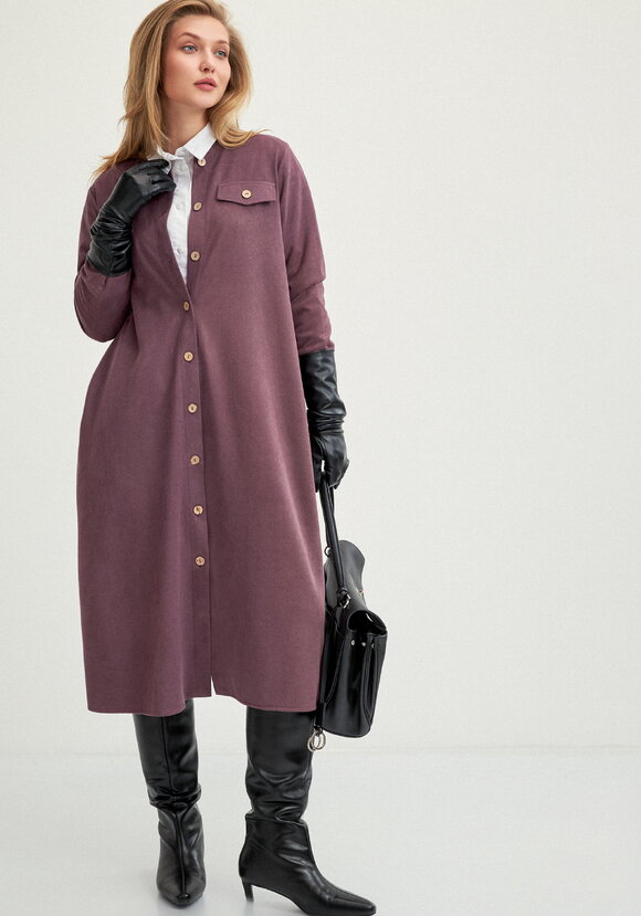 Платье-рубашка с плиссированной спинкой шир.  580, рис. 33