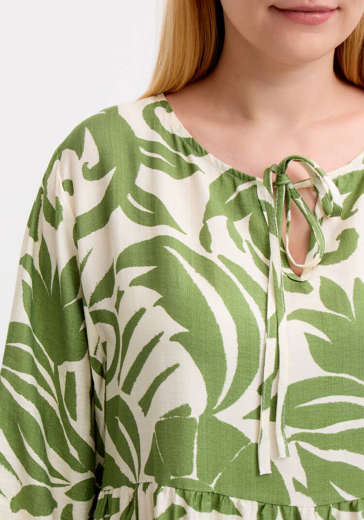 Платье расклешенного силуэта шир.  750, рис. 11