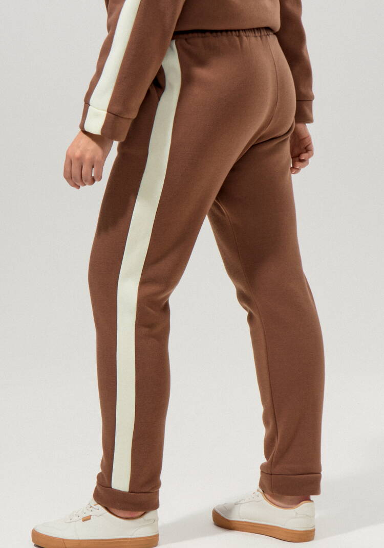 Костюм спортивный с комбинированной вставкой шир.  750, рис. 11