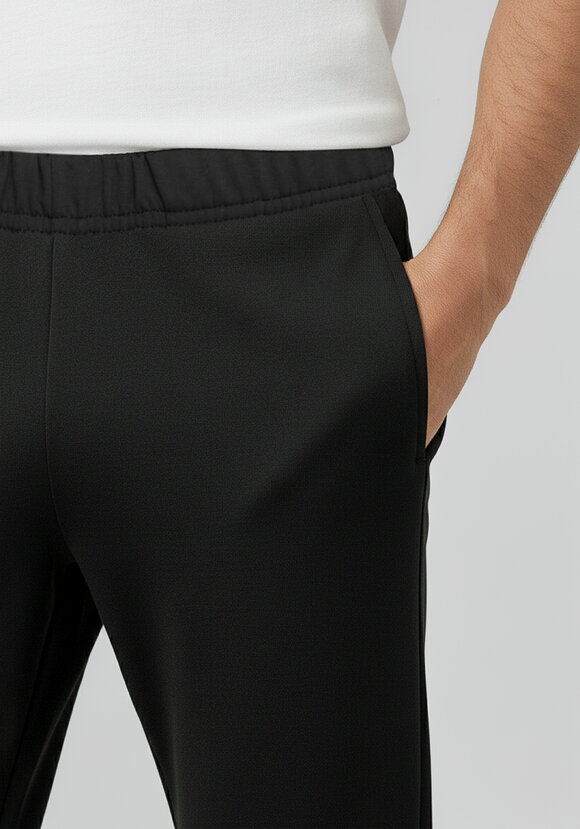 Брюки с цельнокроеным поясом на резинке шир.  580, рис. 11