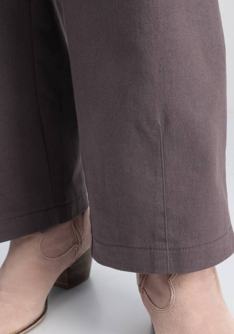 Брюки широкие с оригинальными карманами шир.  750, рис. 15