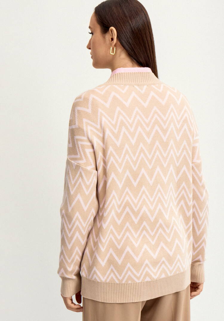 Джемпер c V образным вырезом шир.  750, рис. 3