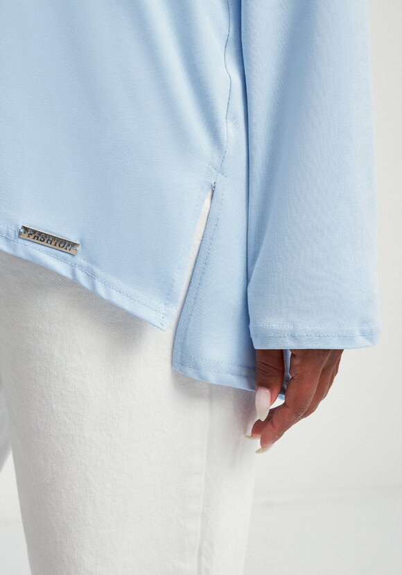 Туника свободного силуэта с разрезами шир.  580, рис. 16