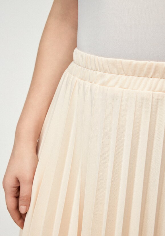 Юбка гофре из трикотажной ткaни шир.  580, рис. 12