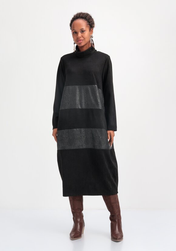 Платье с декоративными вставками шир.  580, рис. 19