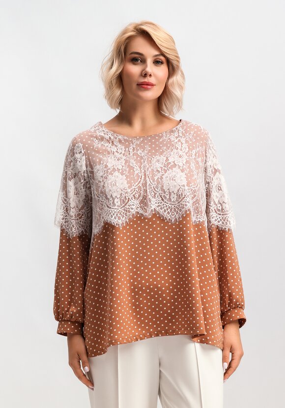 Блуза с кружевом по плечам шир.  580, рис. 40