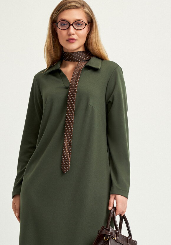 Платье с разрезами по бокам и карманами шир.  580, рис. 2