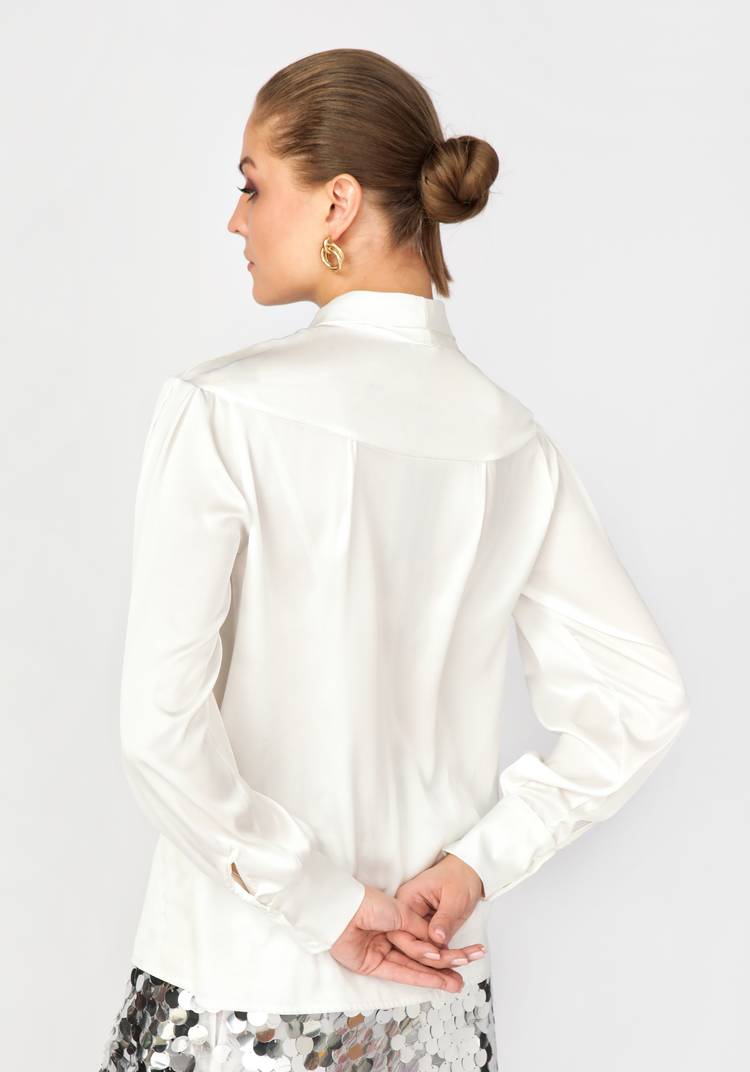 Блуза с декоративным бантом прямого силуэта шир.  750, рис. 7