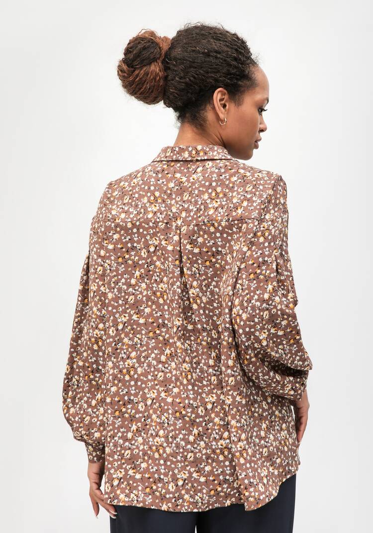 Блуза с круглым воротником на стойке шир.  750, рис. 3