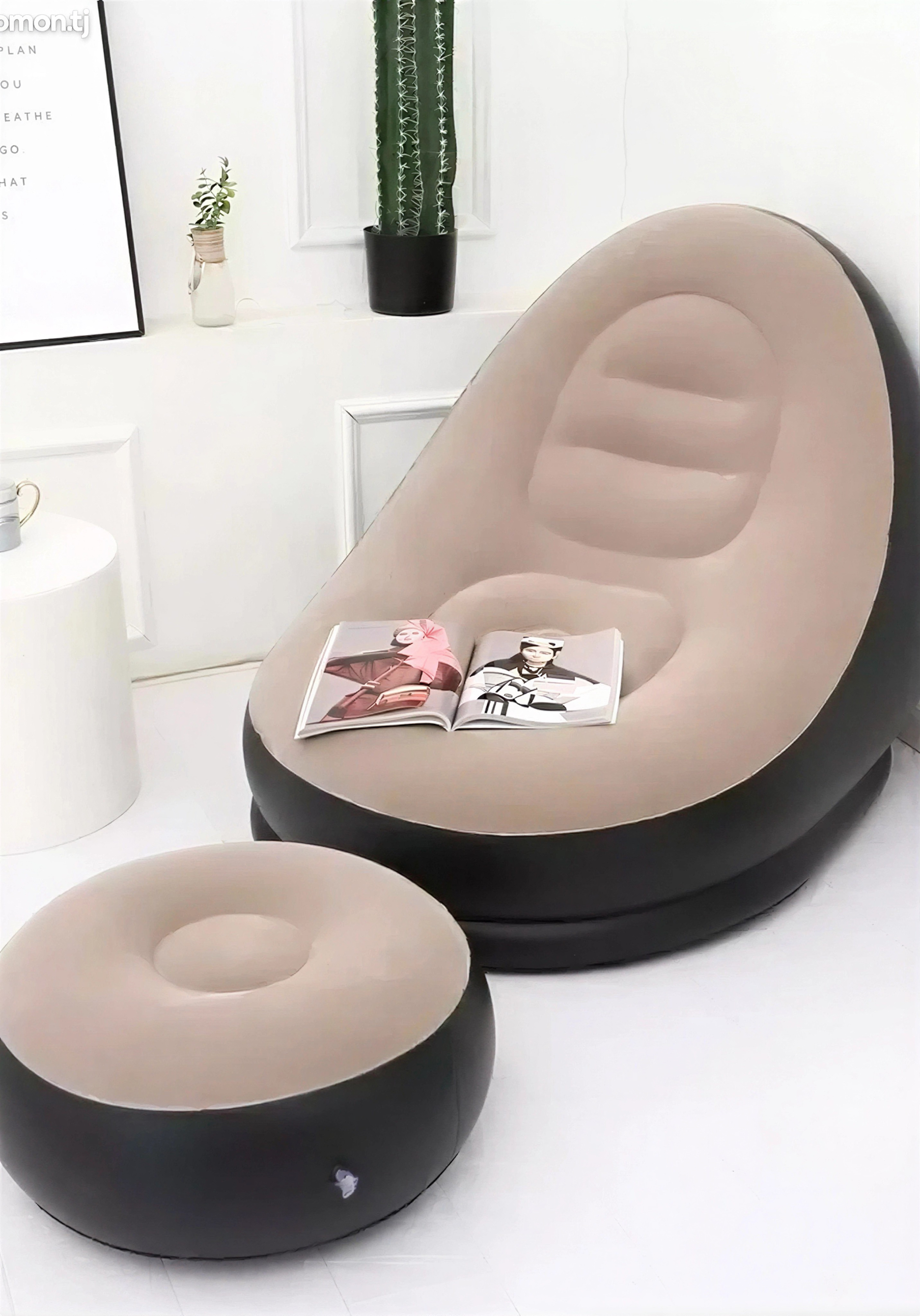 

Надувное кресло с пуфиком