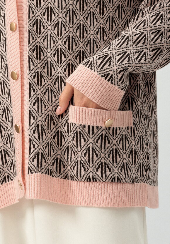 Кардиган удлиненный с графичным орнаментом шир.  580, рис. 12