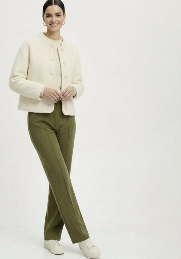 Брюки прямые с стрелками шир.  580, рис. 30