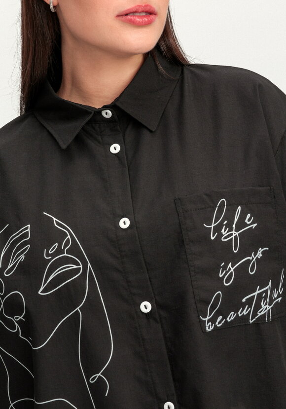 Рубашка с принтом на передней полочке шир.  580, рис. 25