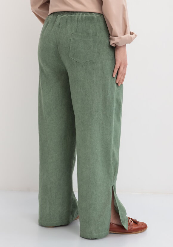 Брюки широкие на резинке со шнурком шир.  580, рис. 20