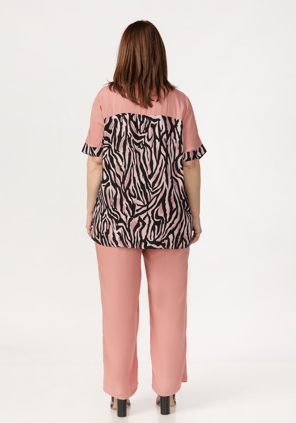 Костюм с анималистическим принтом шир.  580, рис. 14