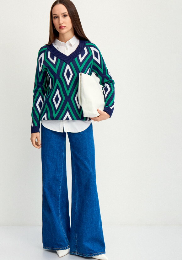 Джемпер с геометрическим рисунком шир.  580, рис. 9