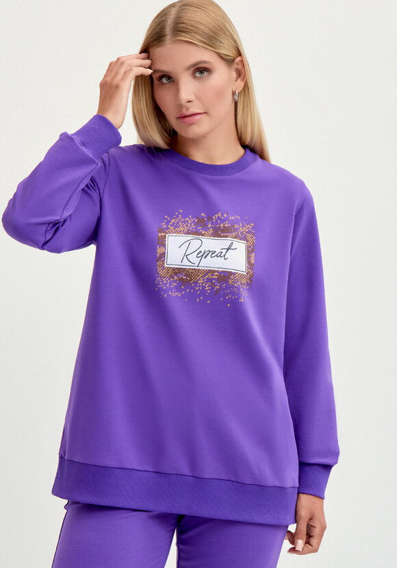 Костюм свитшот с принтом и брюки шир.  580, рис. 31