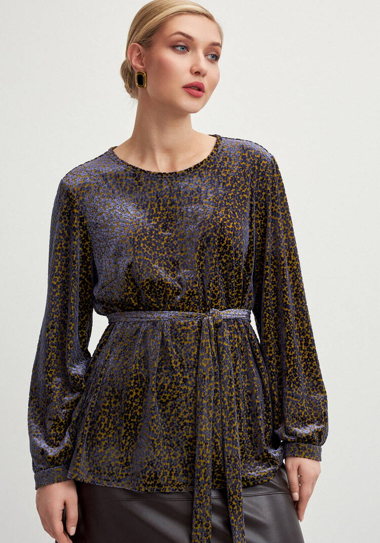 Блуза с фактурным рисункoм шир.  750, рис. 4