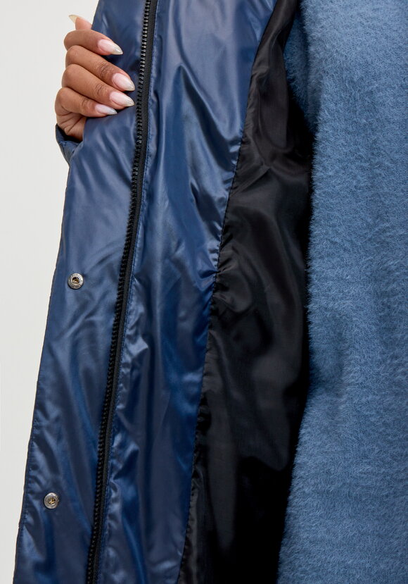 Пальто зимнее с мерцающей тканью шир.  580, рис. 8