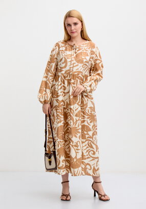 Платье расклешенного силуэта