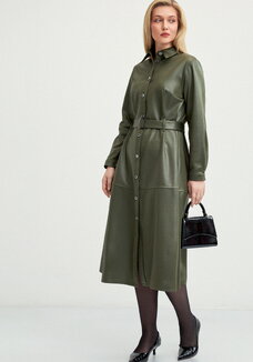 Платье-рубашка трикотажное под кожу