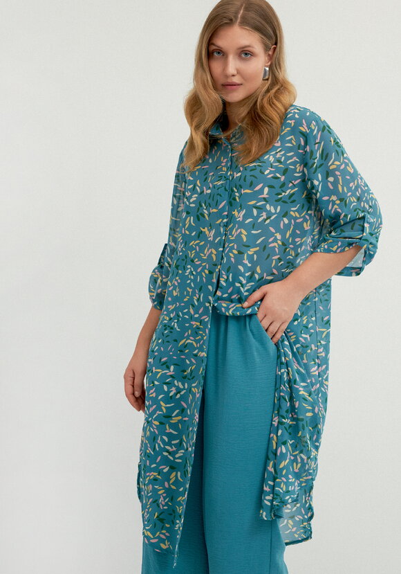 Рубашка с рукавом 7/8 и патами шир.  580, рис. 26