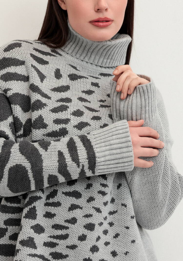 Джемпер с асимметричным расположением рисунка шир.  750, рис. 6