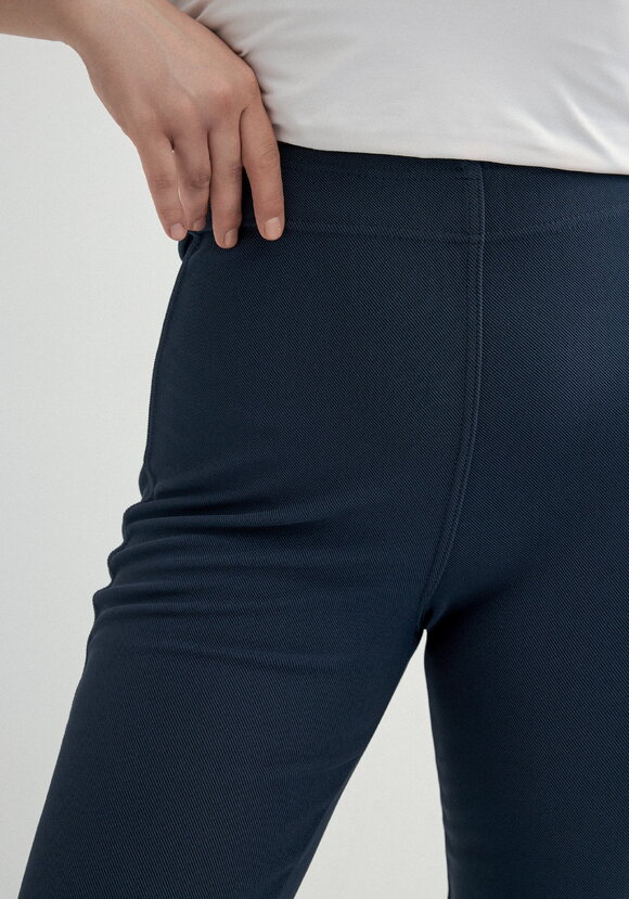 Брюки-утяжка прямые шир.  580, рис. 28