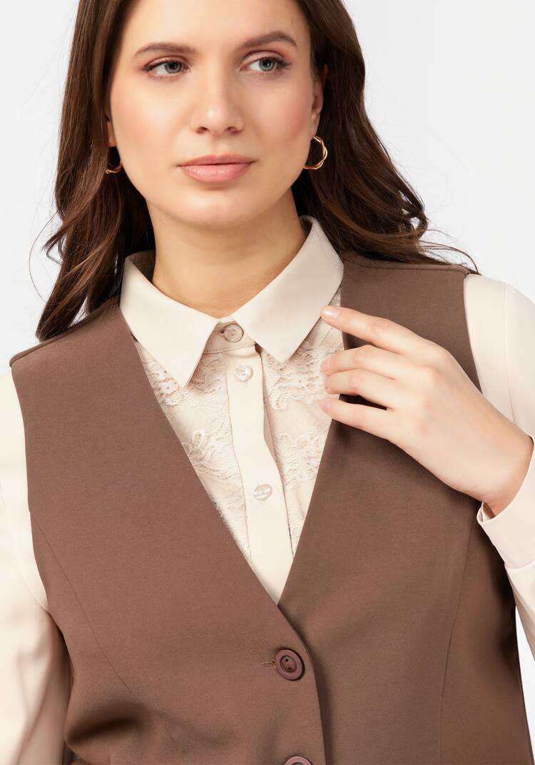 Жилет классический на пуговицах шир.  750, рис. 12