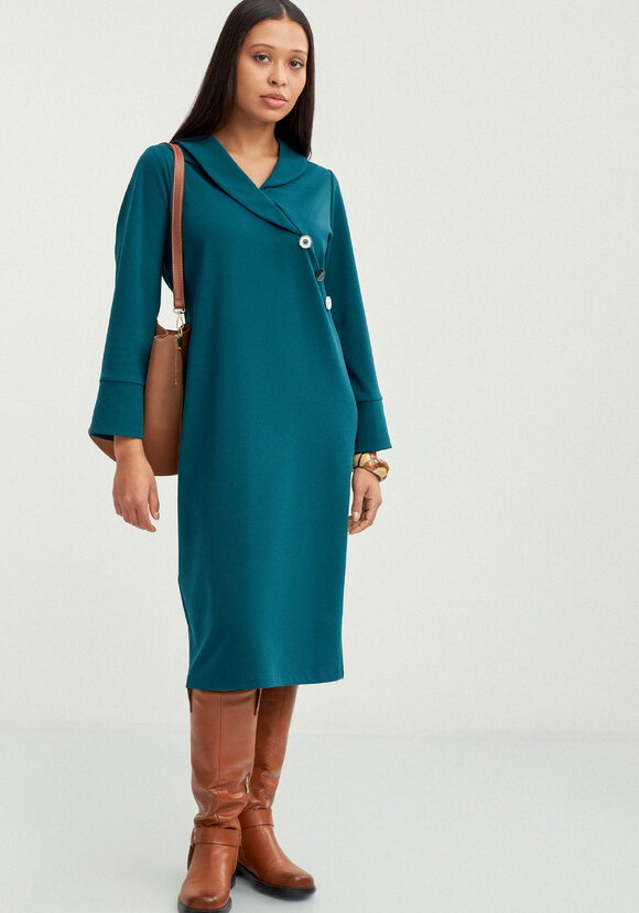 Платье с декоративными пугoвицами шир.  580, рис. 14