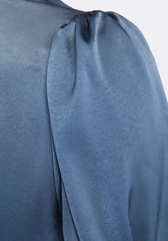 Блуза однотонная с рукавом на манжете шир.  580, рис. 12