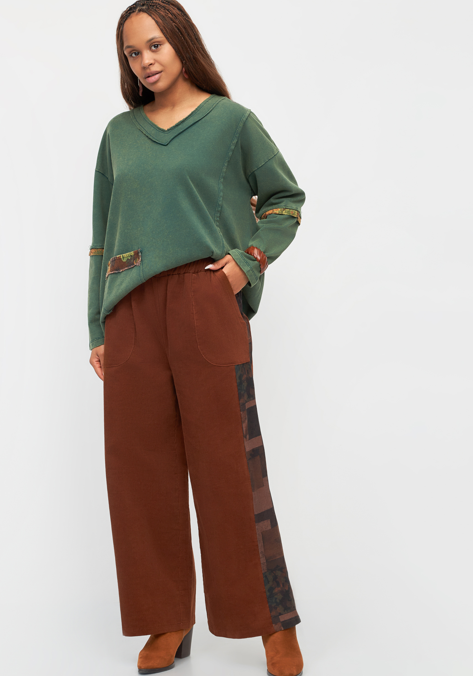 Брюки quotРитм города quot 4999₽