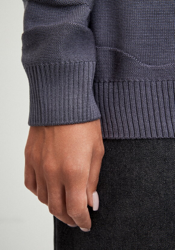 Джемпер с 3D-рисунком шир.  580, рис. 15