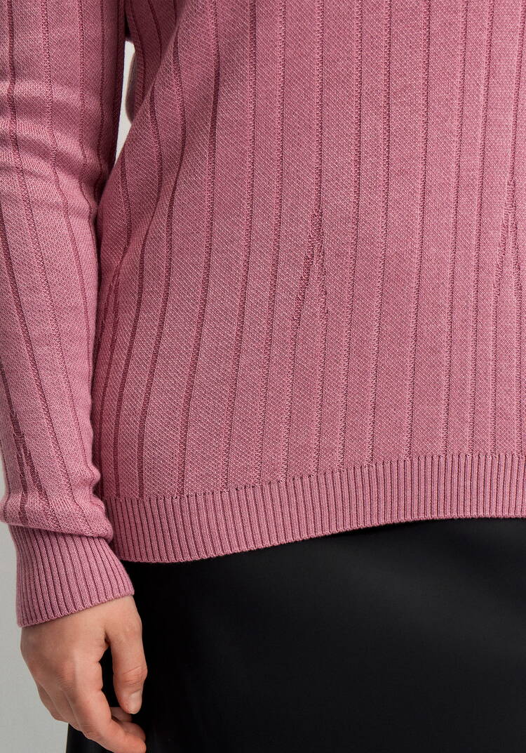 Джемпер с вертикальными полосами шир.  750, рис. 6