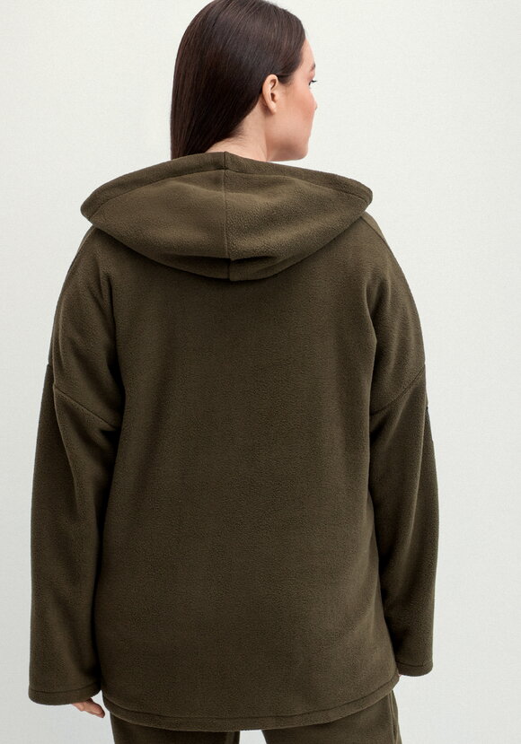 Толстовка из флиса с нашивкой на груди шир.  580, рис. 30