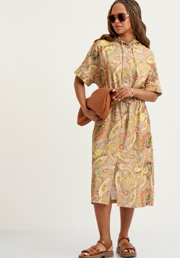 Платье изо льна с капюшоном шир.  580, рис. 8