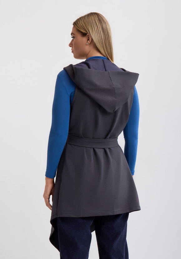 Жилeт Алия шир.  580, рис. 10