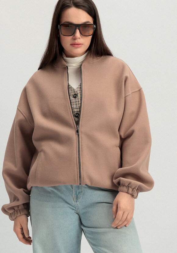 Бомбер свободного кроя на молнии шир.  580, рис. 36