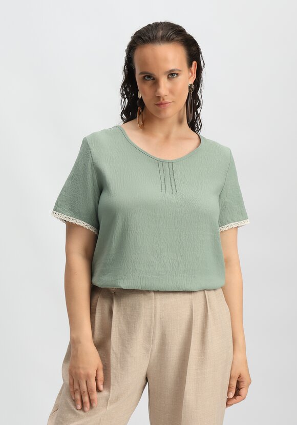 Футболка с кружевными вставками на рукавах шир.  580, рис. 1