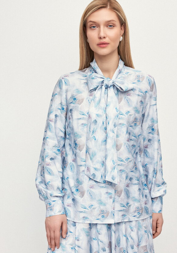 Блуза с бантом по вороту Эмма шир.  580, рис. 4