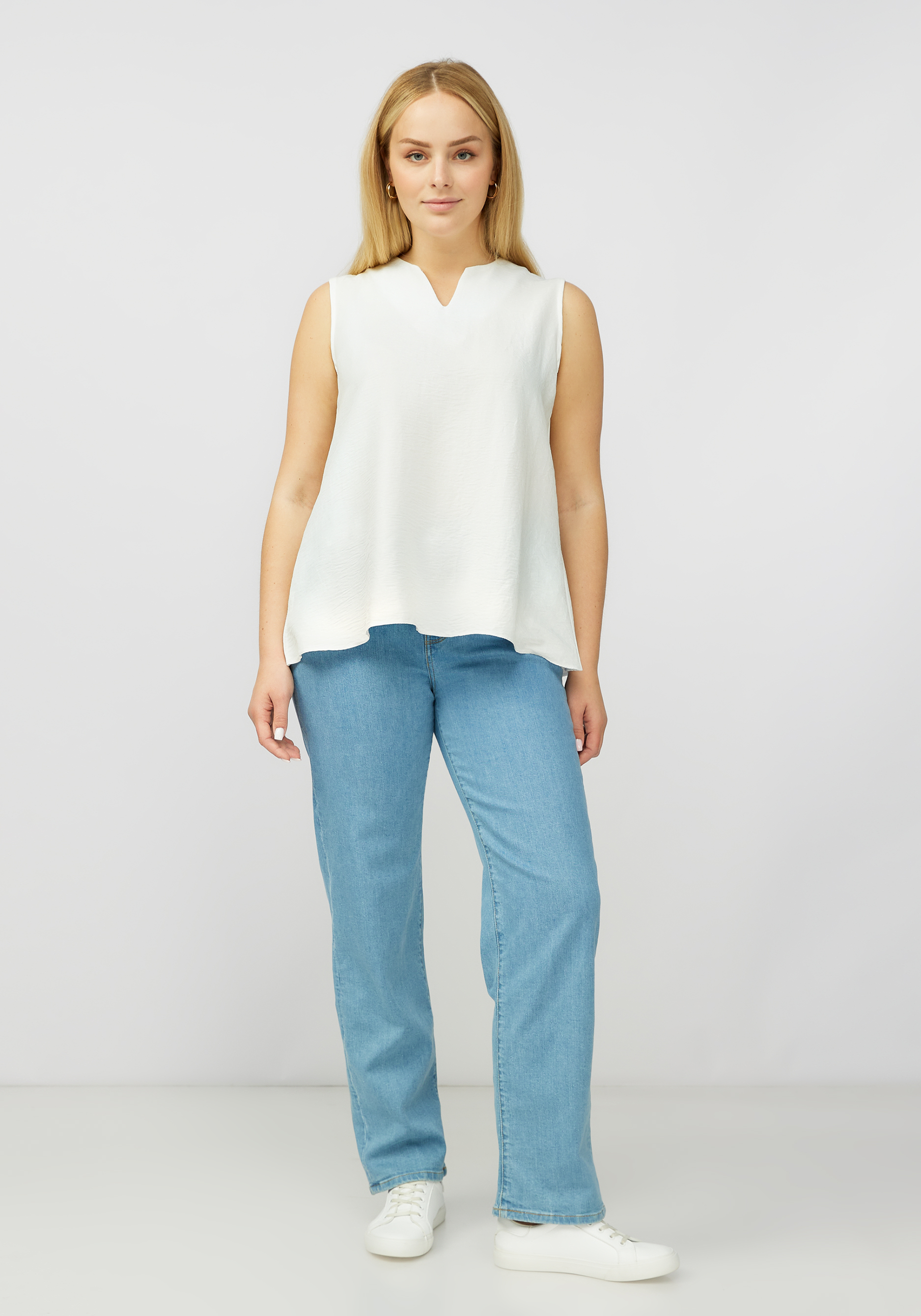 Блуза без рукавов с V образным вырезом VeraVo, размер 52, цвет белый - фото 3