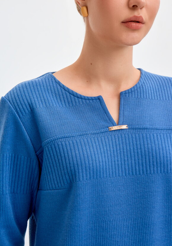 Блуза из трикотажа с кокеткой-впереди шир.  580, рис. 13