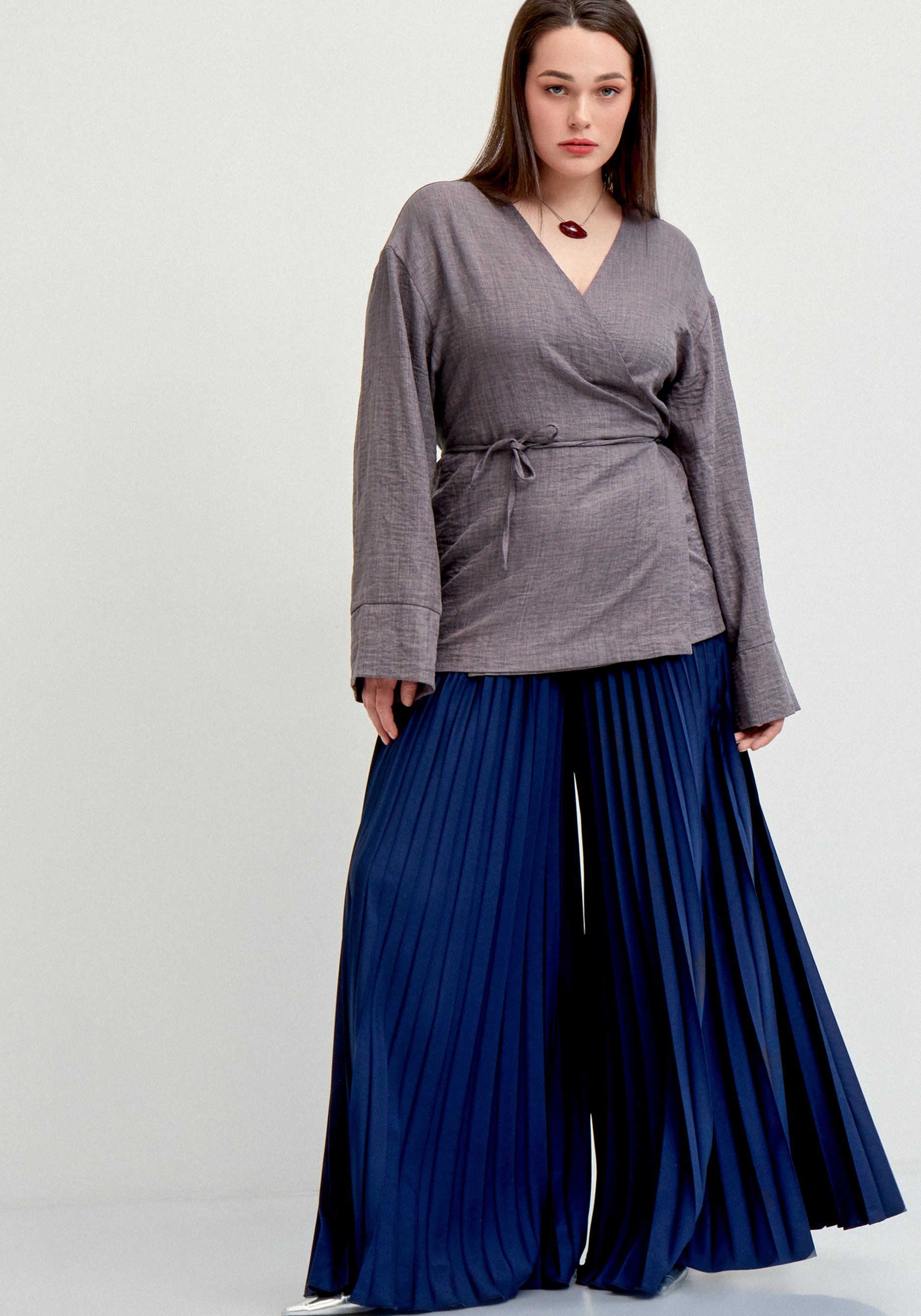 

Брюки гофре с декоративным поясом, Бордовый