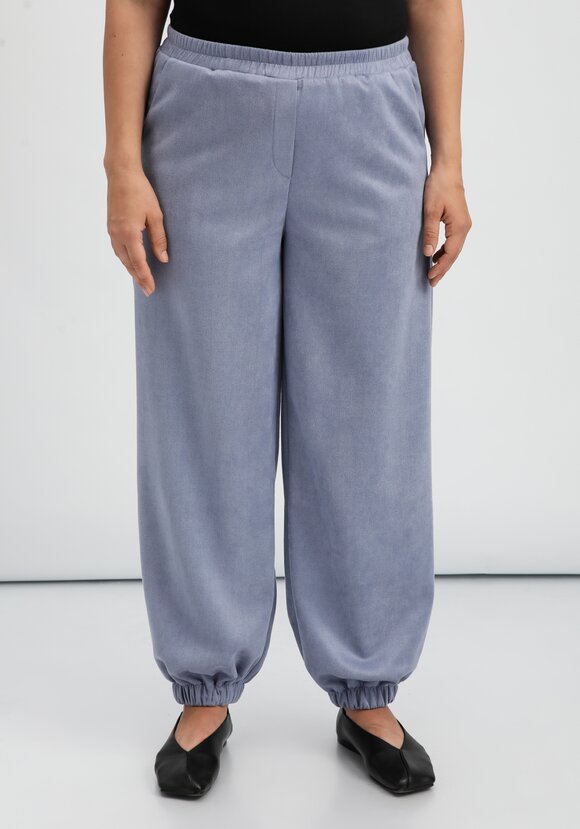 Брюки-шаровары с резинкой по низу шир.  580, рис. 12