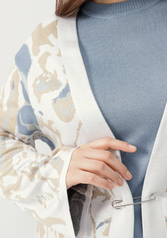 Кардиган с цветочным дизайном шир.  580, рис. 31